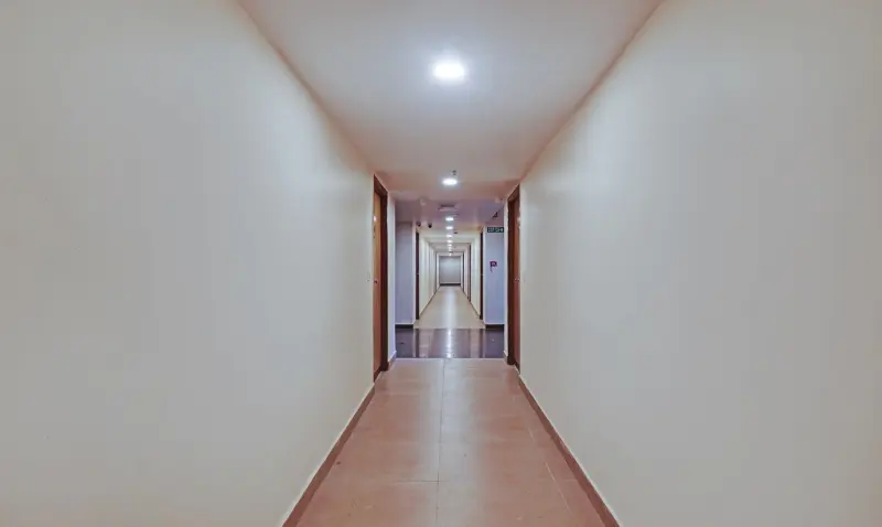 Guest room corridor