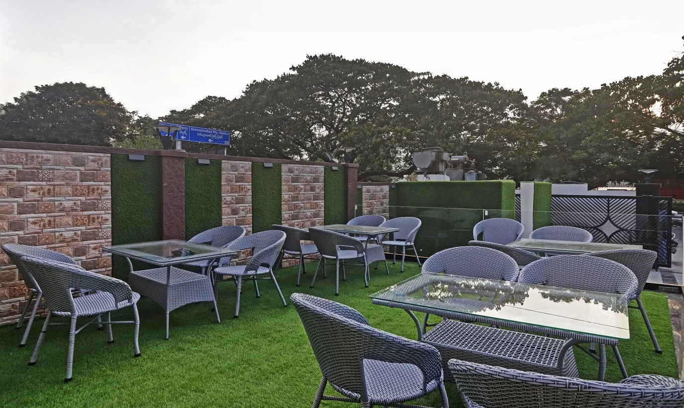 Seven Lake View Hotel restaurant at dusk